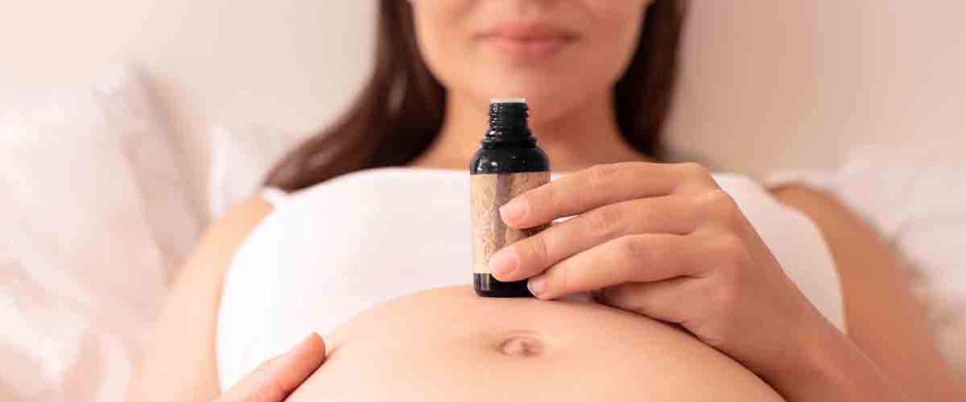 Is it Safe to Use CBD Oil While Pregnant or Breastfeeding?